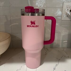Stanley Pink 40 oz Quencher